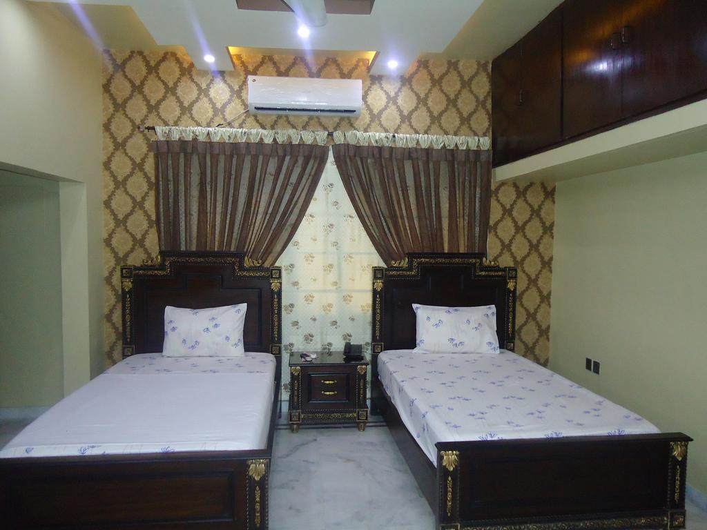 Patel Residency Guest House Karachi Esterno foto